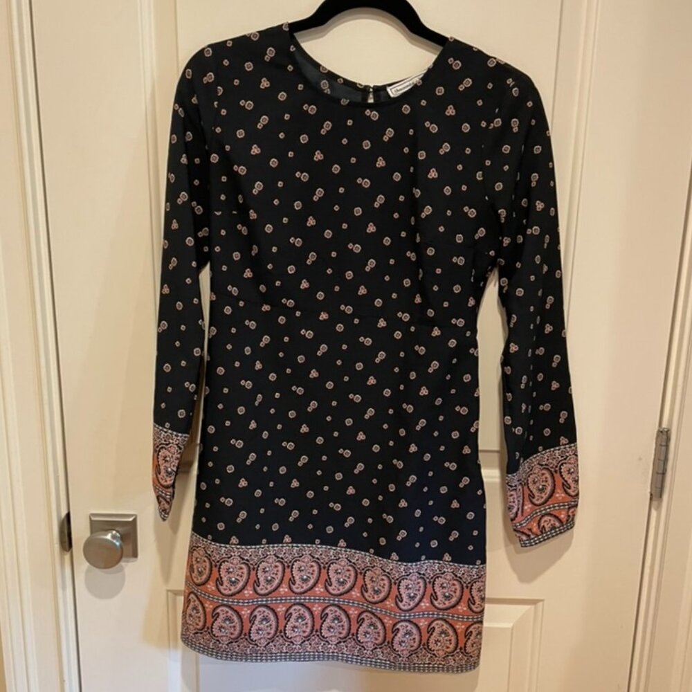 Abercrombie & Fitch Paisley Long Sleeved Keyhole Dress